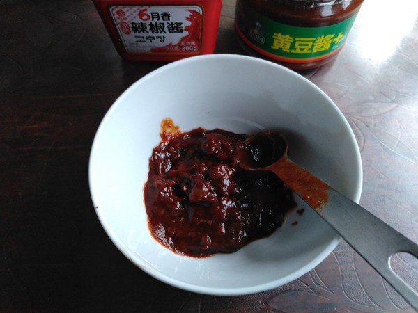 家常蒜苗回鍋肉的做法-家常味炒菜譜