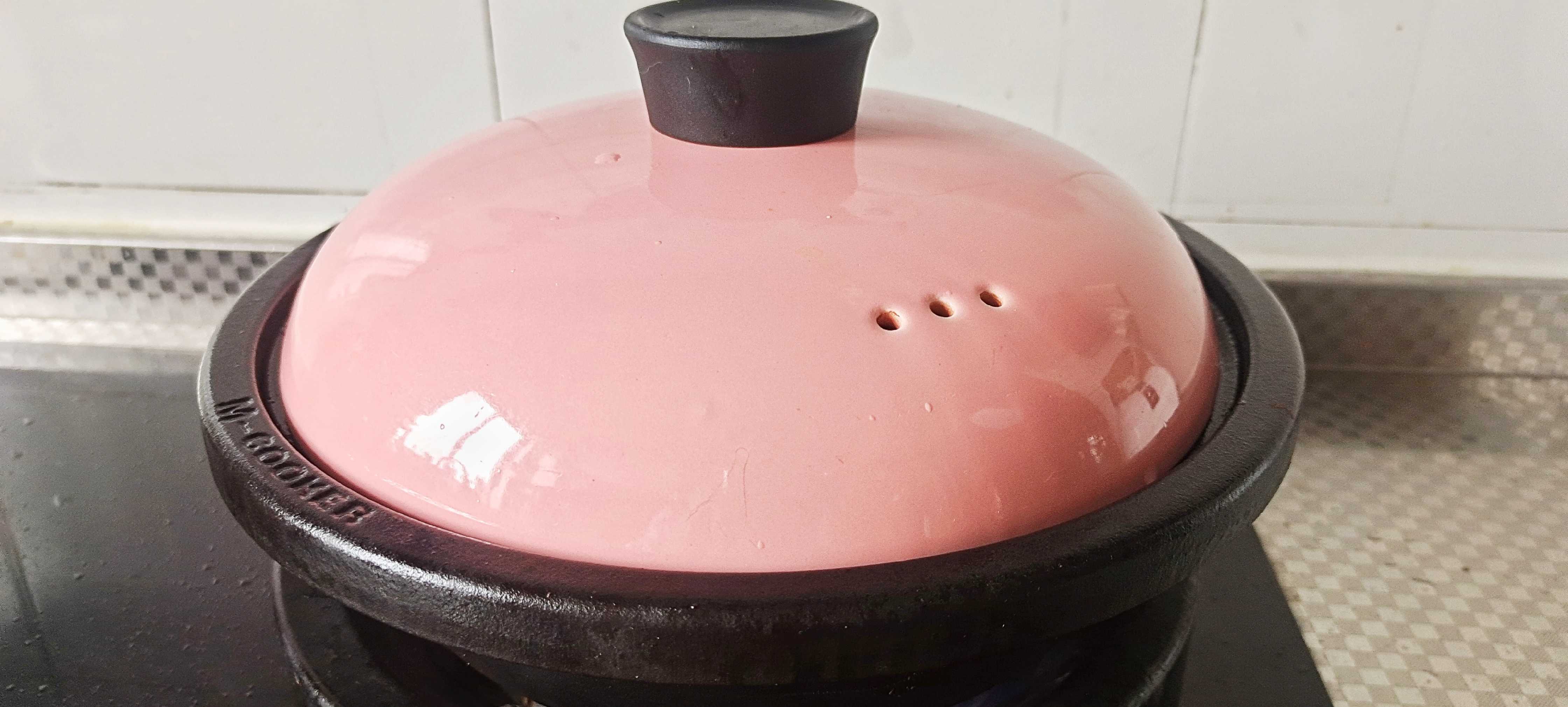 豬蹄這樣做,軟嫩香爛越啃越過癮…腐乳花生燉豬蹄的做法-咸鮮味燉菜譜-易網健康養生網 豬蹄這樣做,軟嫩香爛越啃越過癮…腐乳花生燉豬蹄的做法-咸鮮味燉菜譜