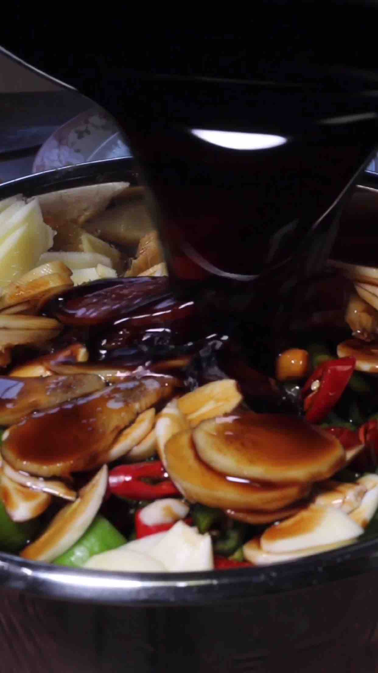 香辣黃瓜小菜的做法-香辣味腌菜譜-易網(wǎng)健康養(yǎng)生網(wǎng) 香辣黃瓜小菜的做法-香辣味腌菜譜