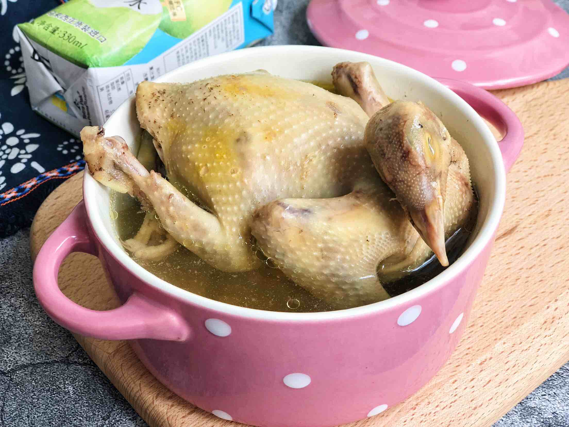 鮮甜美味的鴿子湯,這樣做滋補(bǔ)又養(yǎng)顏,冬天必備養(yǎng)生飲品!的做法-家常味燉菜譜-易網(wǎng)健康養(yǎng)生網(wǎng) 鮮甜美味的鴿子湯,這樣做滋補(bǔ)又養(yǎng)顏,冬天必備養(yǎng)生飲品!的做法-家常味燉菜譜