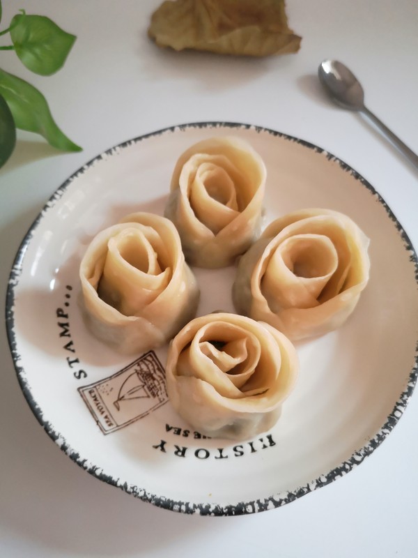 玫瑰花蒸餃,美味簡單,形狀似花,上桌就搶光的做法-咸鮮味蒸菜譜-易網健康養生網 玫瑰花蒸餃,美味簡單,形狀似花,上桌就搶光的做法-咸鮮味蒸菜譜