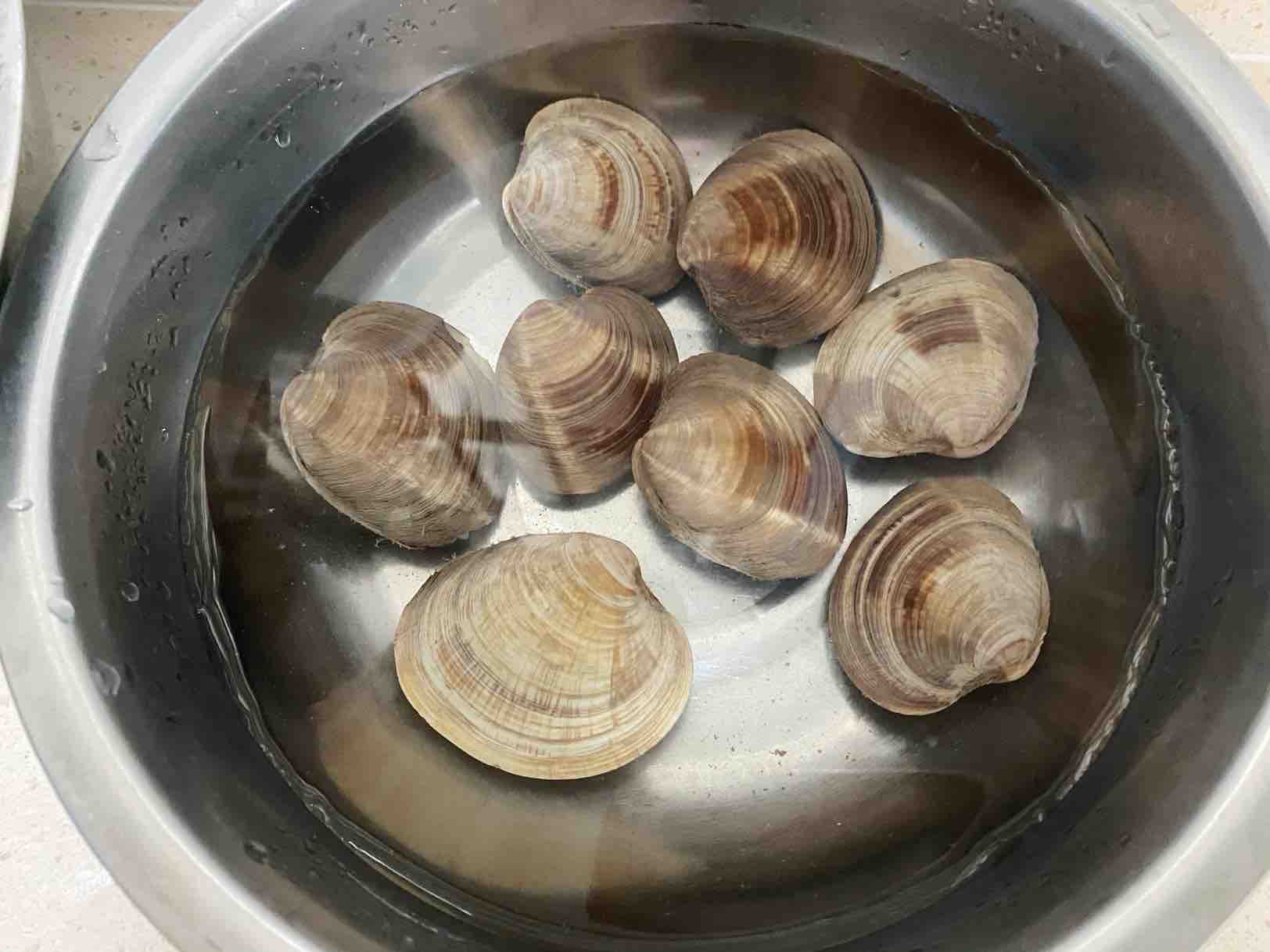 海鮮雞煲的做法-咸鮮味燜菜譜-易網健康養生網 海鮮雞煲的做法-咸鮮味燜菜譜