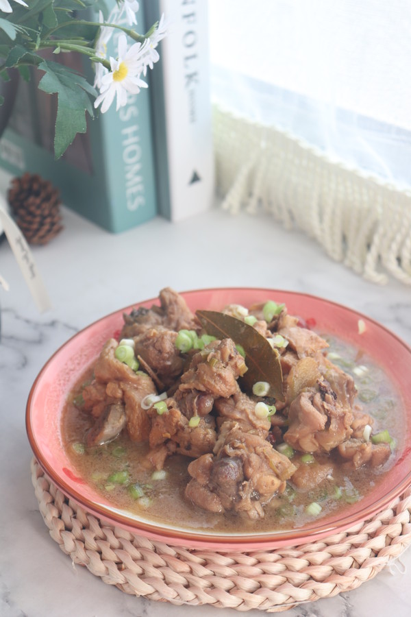 椰汁燉雞︱簡單上手鮮美多汁的做法-家常味燉菜譜-易網健康養生網 椰汁燉雞︱簡單上手鮮美多汁的做法-家常味燉菜譜