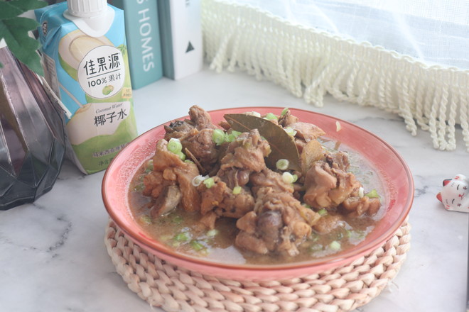 椰汁燉雞︱簡單上手鮮美多汁的做法-家常味燉菜譜-易網健康養生網 椰汁燉雞︱簡單上手鮮美多汁的做法-家常味燉菜譜