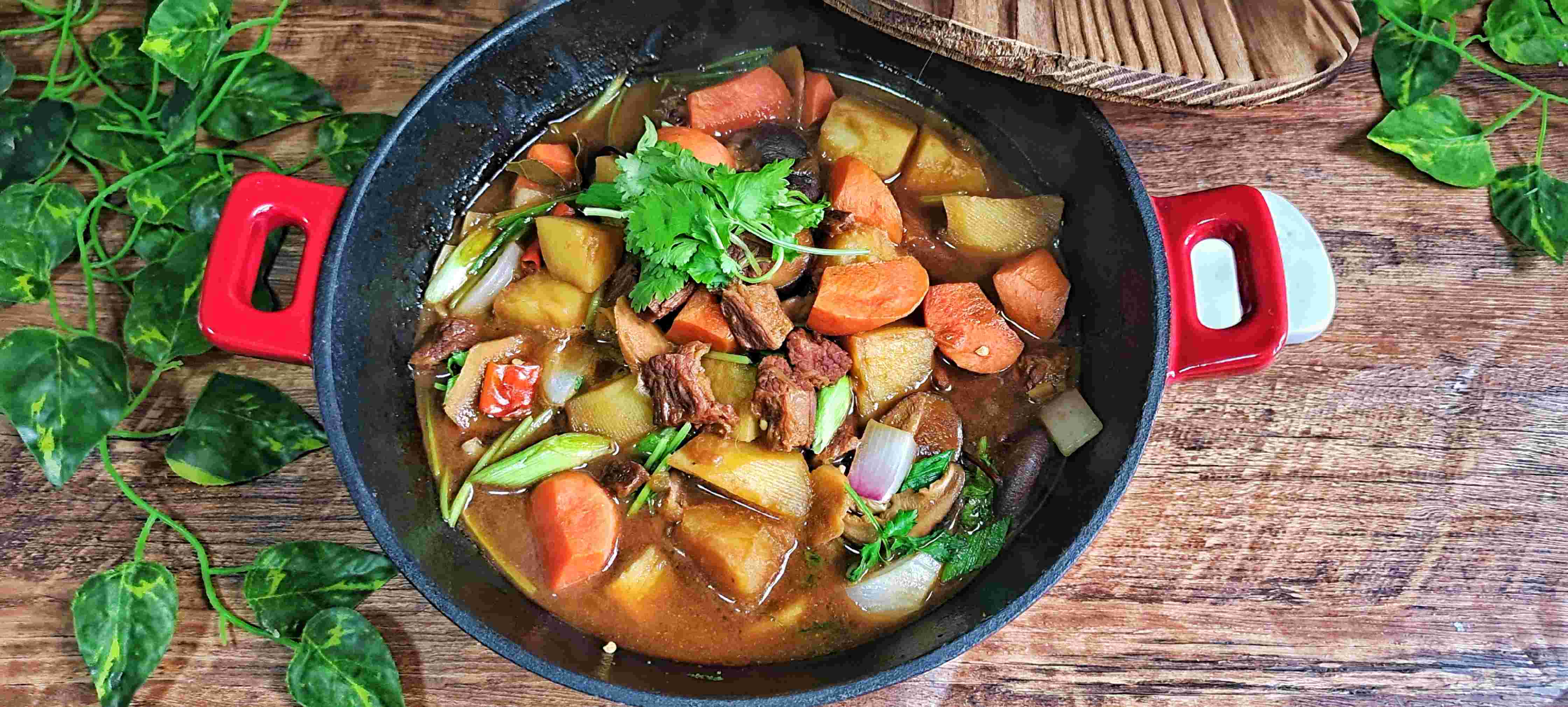 冬季牛肉這樣做,暖身暖胃又滋補…紅燜牛肉鍋的做法-咸鮮味燜菜譜-易網(wǎng)健康養(yǎng)生網(wǎng) 冬季牛肉這樣做,暖身暖胃又滋補…紅燜牛肉鍋的做法-咸鮮味燜菜譜