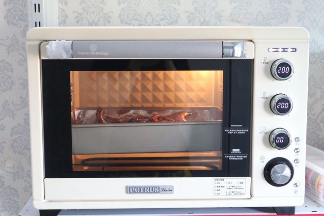 烤鵪鶉的做法-蒜香味烤菜譜-易網健康養生網 烤鵪鶉的做法-蒜香味烤菜譜