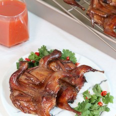 烤鵪鶉的做法-蒜香味烤菜譜