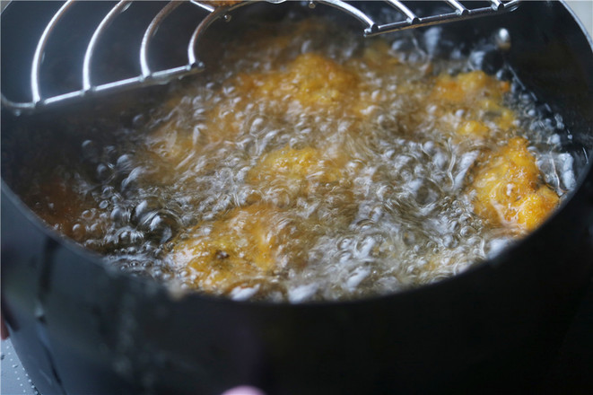 日式炸生蠔的做法-咸鮮味炸菜譜-易網(wǎng)健康養(yǎng)生網(wǎng) 日式炸生蠔的做法-咸鮮味炸菜譜