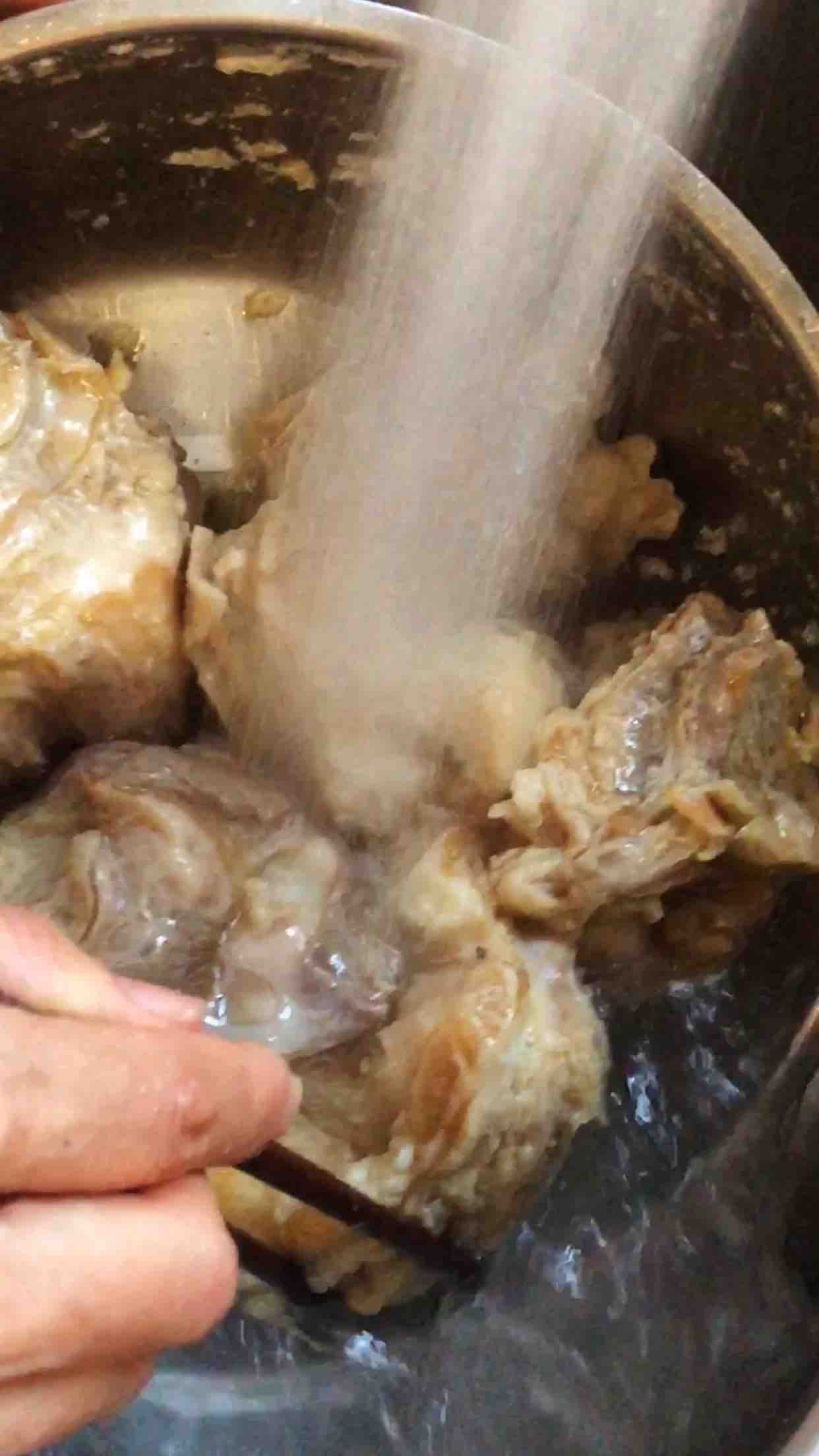 醬鹵牛窩骨的做法-香辣味煮菜譜-易網健康養生網 醬鹵牛窩骨的做法-香辣味煮菜譜