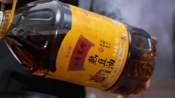 經(jīng)典東北名菜——鍋包肉的做法-家常味炒菜譜-易網(wǎng)健康養(yǎng)生網(wǎng) 經(jīng)典東北名菜——鍋包肉的做法-家常味炒菜譜