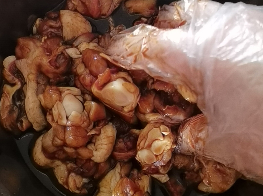 懶人版蔥油雞腿,做法簡單,鮮嫩多汁超下飯的做法-咸鮮味燉菜譜-易網健康養生網 懶人版蔥油雞腿,做法簡單,鮮嫩多汁超下飯的做法-咸鮮味燉菜譜