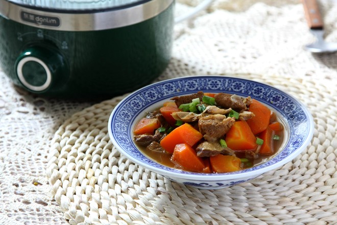 #冬至大如年#胡蘿卜燜羊肉的做法-咸鮮味煮菜譜