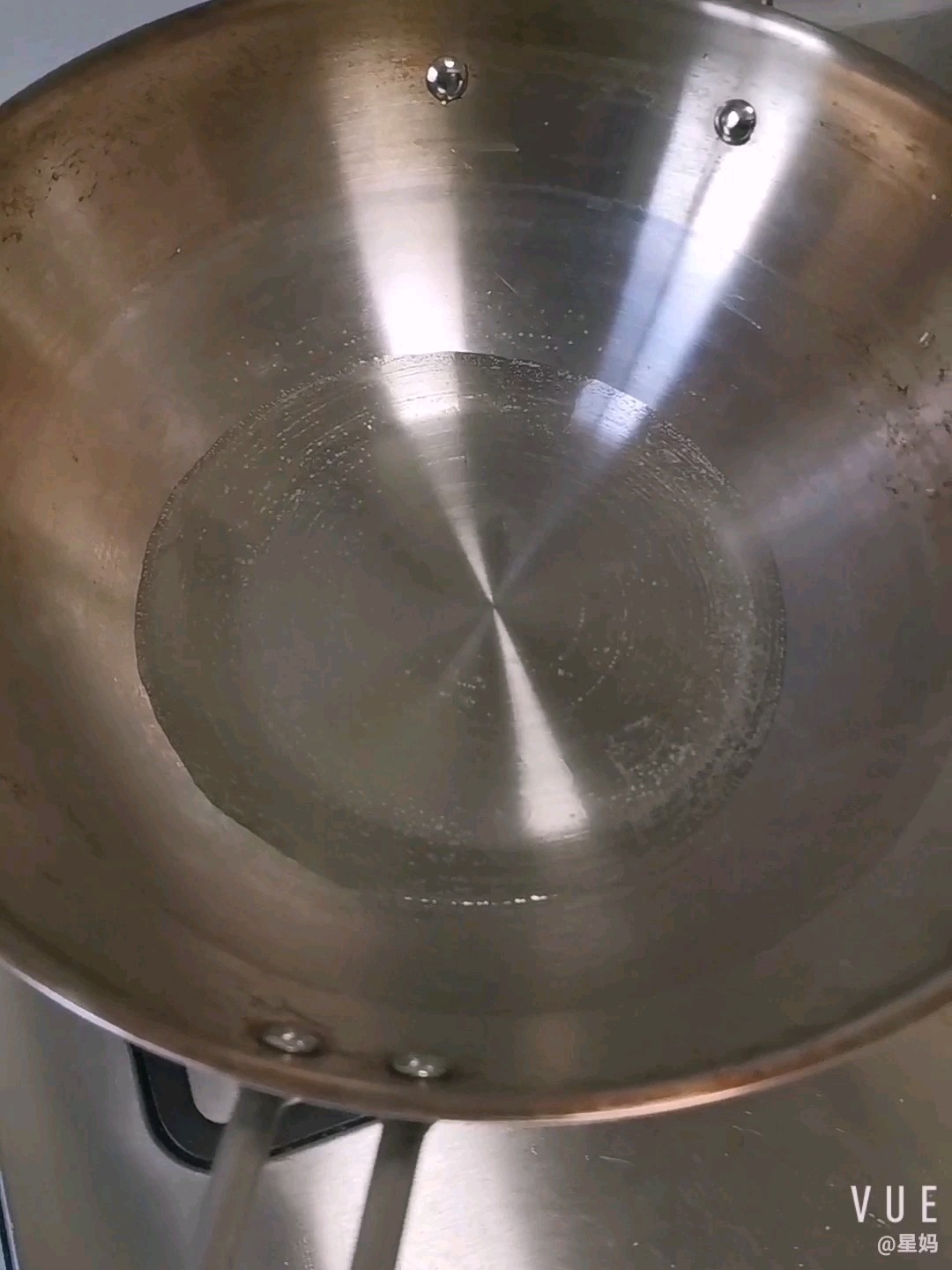 椰汁桂圓燒蛋的做法-甜味燒菜譜-易網健康養生網 椰汁桂圓燒蛋的做法-甜味燒菜譜