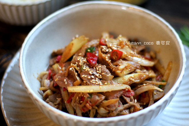 香嫩炒豬肝的做法-家常味炒菜譜-易網(wǎng)健康養(yǎng)生網(wǎng) 香嫩炒豬肝的做法-家常味炒菜譜