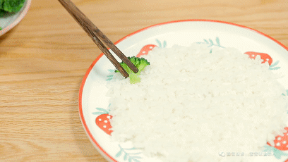 圣誕荔枝肉 寶寶輔食食譜的做法-家常味烙菜譜-易網健康養生網 圣誕荔枝肉 寶寶輔食食譜的做法-家常味烙菜譜