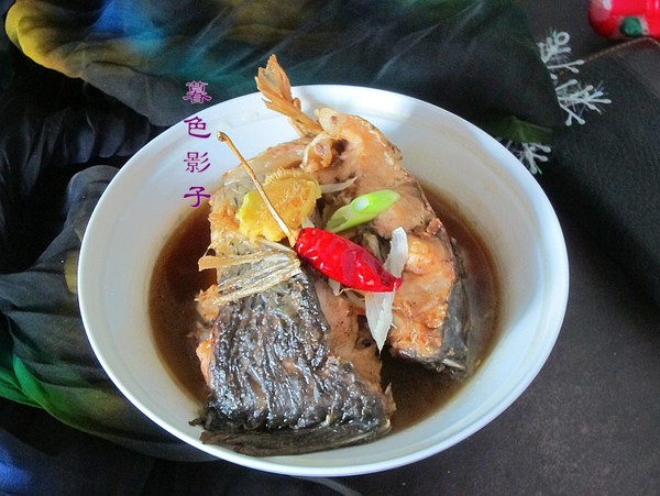 清燉鯉魚(yú)的做法-香辣味燉菜譜
