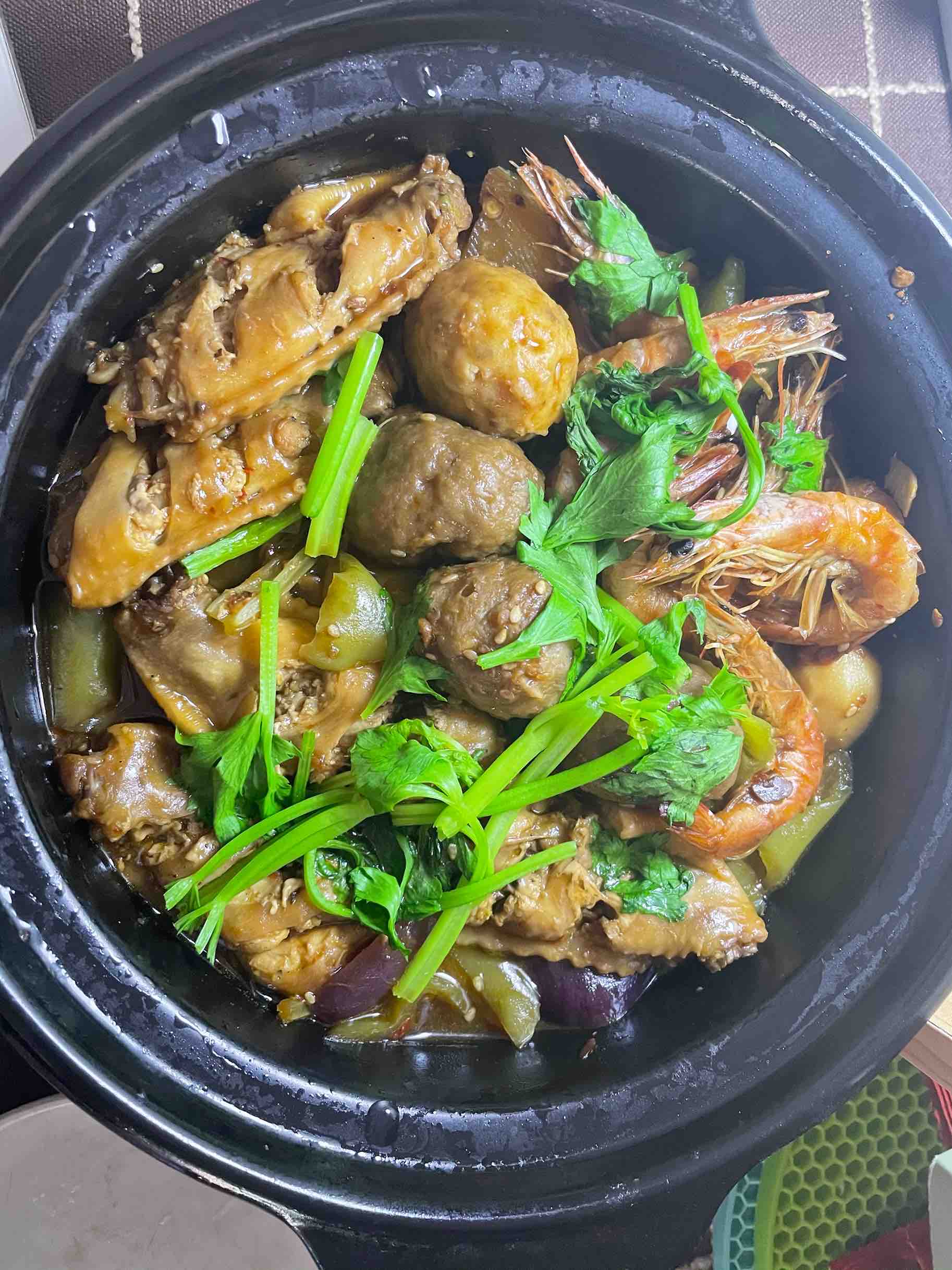 三汁燜鍋的做法-醬香味燜菜譜-易網健康養生網 三汁燜鍋的做法-醬香味燜菜譜