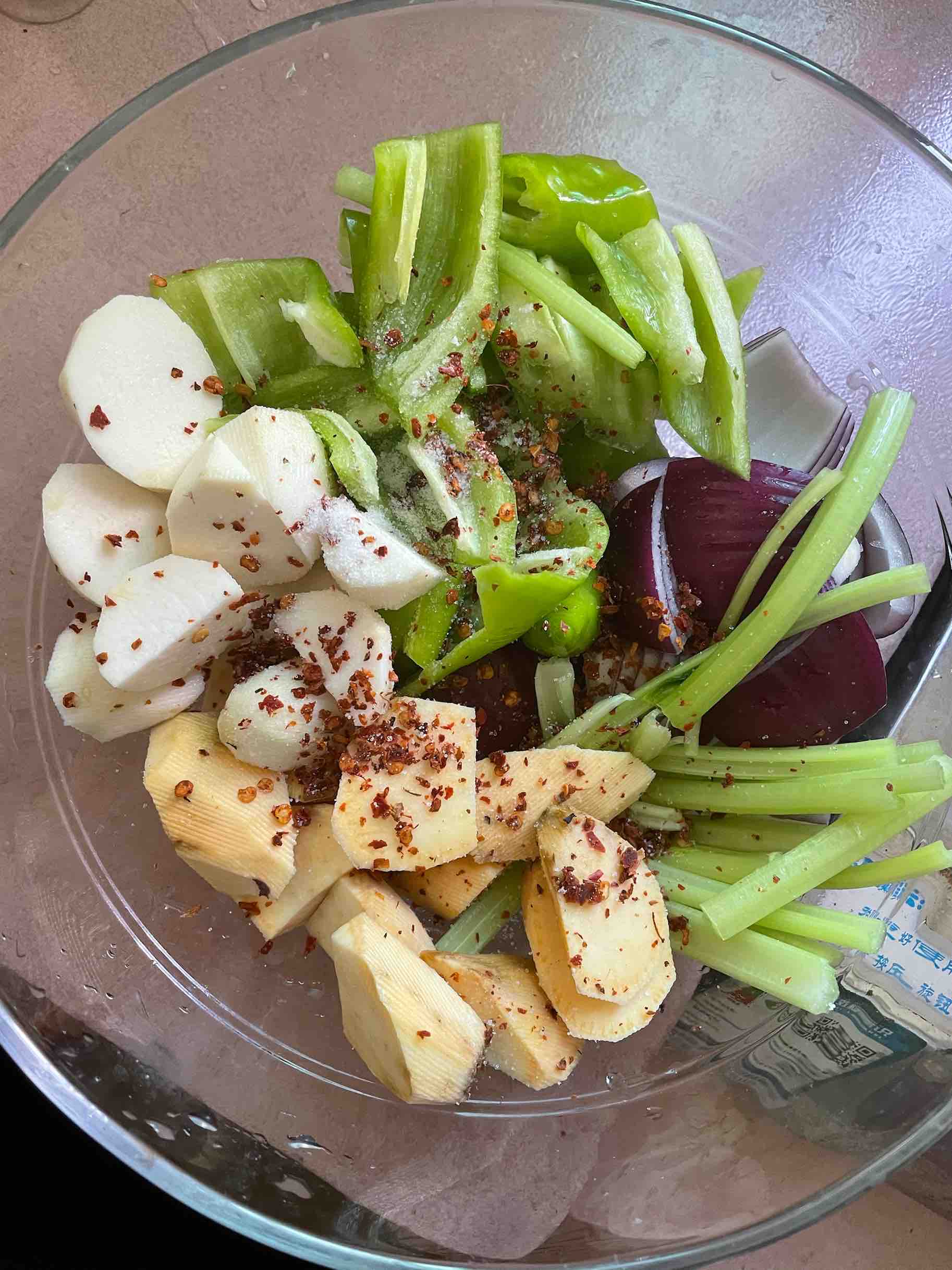 三汁燜鍋的做法-醬香味燜菜譜-易網健康養生網 三汁燜鍋的做法-醬香味燜菜譜