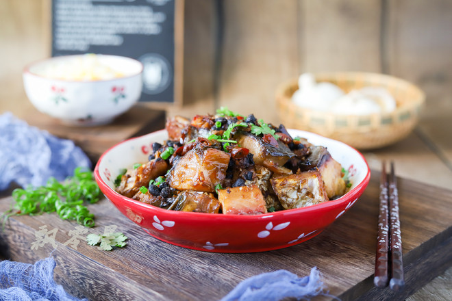 豉香蒸臘魚，咸香適口超下飯的做法-家常味蒸菜譜