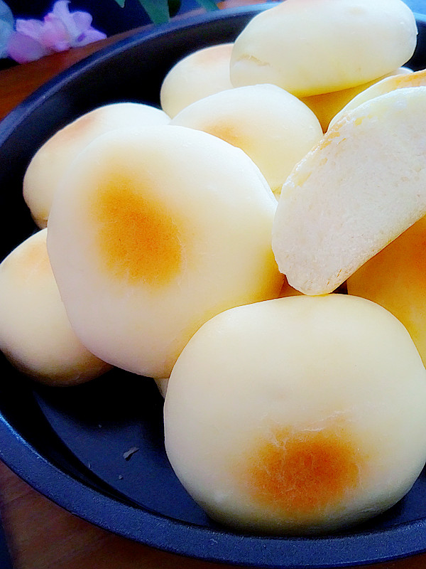 香甜營養(yǎng)又頂飽,老少皆宜的牛奶雞蛋餅的做法-奶香味烤菜譜-易網(wǎng)健康養(yǎng)生網(wǎng) 香甜營養(yǎng)又頂飽,老少皆宜的牛奶雞蛋餅的做法-奶香味烤菜譜