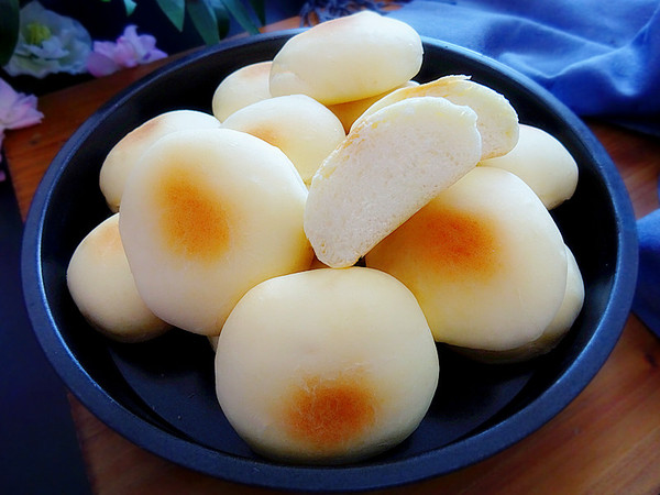 香甜營養(yǎng)又頂飽,老少皆宜的牛奶雞蛋餅的做法-奶香味烤菜譜-易網(wǎng)健康養(yǎng)生網(wǎng) 香甜營養(yǎng)又頂飽,老少皆宜的牛奶雞蛋餅的做法-奶香味烤菜譜