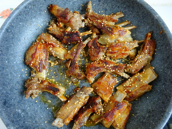 平底鍋也能烤羊排,真香!的做法-其它口味烤菜譜-易網(wǎng)健康養(yǎng)生網(wǎng) 平底鍋也能烤羊排,真香!的做法-其它口味烤菜譜