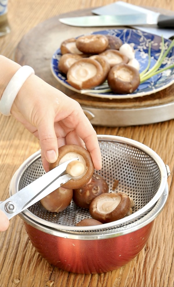 茄汁素鮑魚(yú)的做法-茄汁味炒菜譜-易網(wǎng)健康養(yǎng)生網(wǎng) 茄汁素鮑魚(yú)的做法-茄汁味炒菜譜