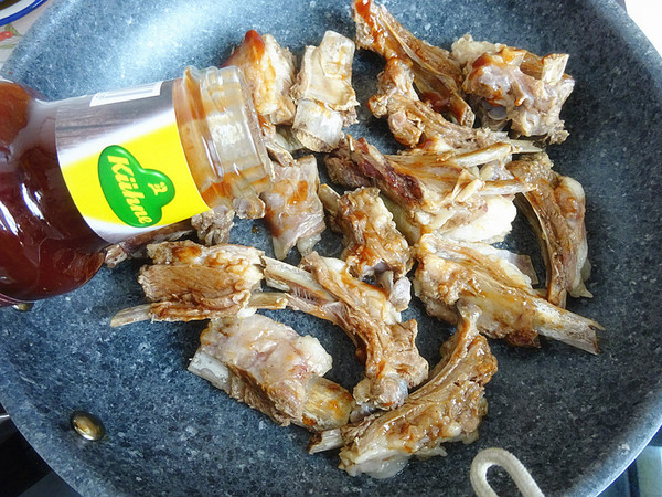 平底鍋也能烤羊排,真香!的做法-其它口味烤菜譜-易網(wǎng)健康養(yǎng)生網(wǎng) 平底鍋也能烤羊排,真香!的做法-其它口味烤菜譜