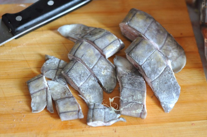 #冬至大如年#紅燒鱷魚尾的做法-家常味燒菜譜-易網(wǎng)<a href=http://www.jsjjzhkt.cn/ target=_blank class=infotextkey>健康養(yǎng)生</a>網(wǎng) #冬至大如年#紅燒鱷魚尾的做法-家常味燒菜譜