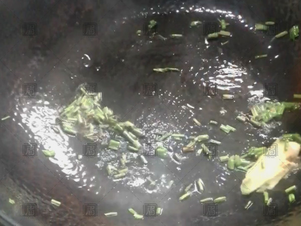 鴨血粉絲湯的做法-咸鮮味煮菜譜-易網健康養生網 鴨血粉絲湯的做法-咸鮮味煮菜譜