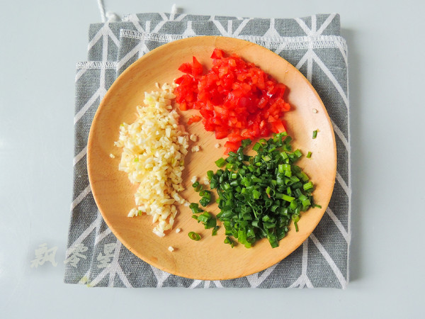 蒜香脆皮豆腐的做法-家常味煎菜譜-易網健康養生網 蒜香脆皮豆腐的做法-家常味煎菜譜