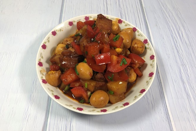 鵪鶉蛋與土豆碰撞的感覺的做法-醬香味燒菜譜-易網健康養生網 鵪鶉蛋與土豆碰撞的感覺的做法-醬香味燒菜譜