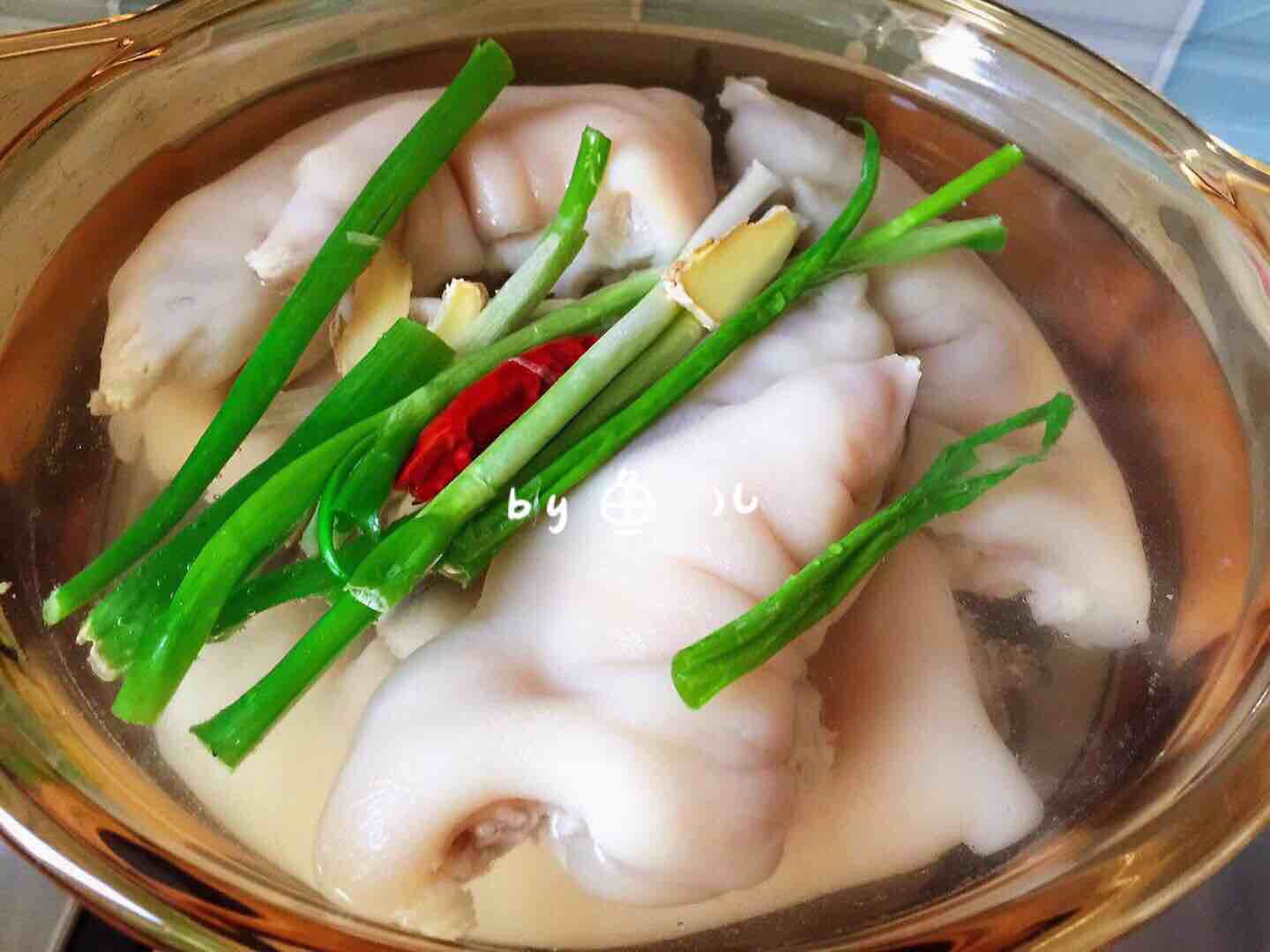 烤豬蹄的做法-香辣味烤菜譜-易網(wǎng)健康養(yǎng)生網(wǎng) 烤豬蹄的做法-香辣味烤菜譜