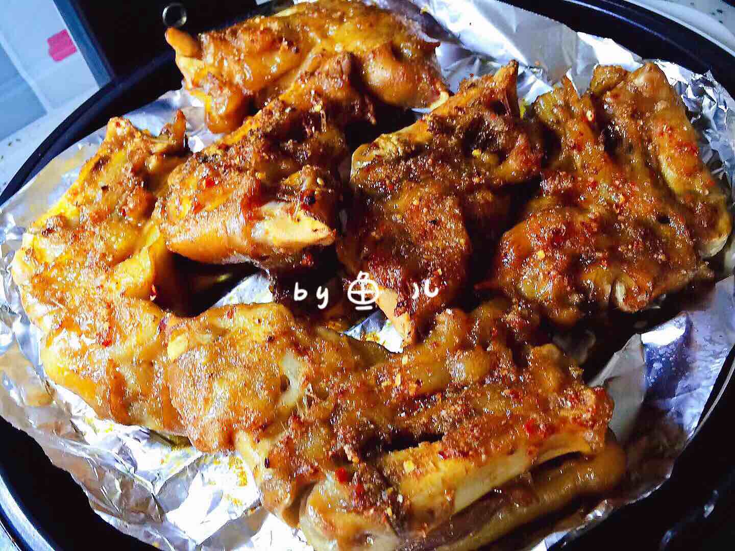 烤豬蹄的做法-香辣味烤菜譜-易網(wǎng)健康養(yǎng)生網(wǎng) 烤豬蹄的做法-香辣味烤菜譜