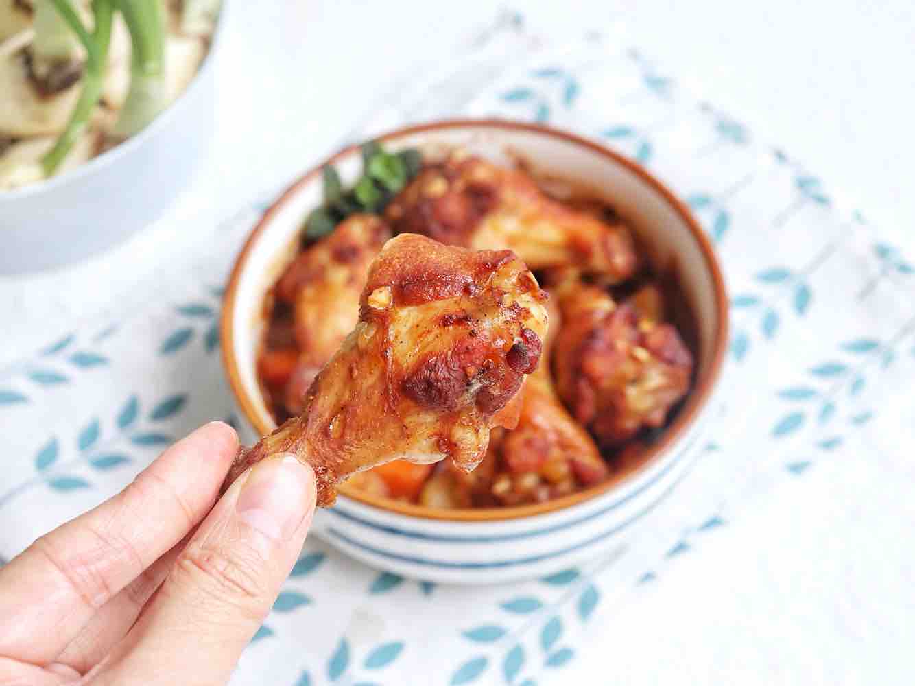 雜蔬烤雞腿的做法-家常味烘焙菜譜-易網健康養生網 雜蔬烤雞腿的做法-家常味烘焙菜譜