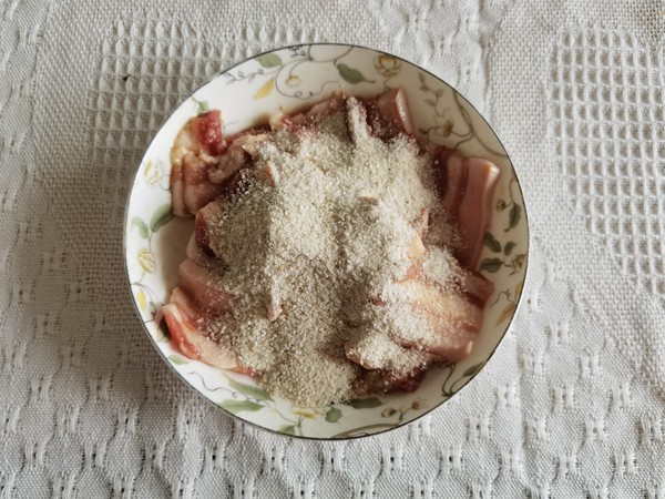 簡單方便的蒸菜安排!粉蒸肉,肥而不膩的做法-咸鮮味蒸菜譜-易網健康養生網 簡單方便的蒸菜安排!粉蒸肉,肥而不膩的做法-咸鮮味蒸菜譜