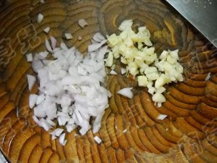 烤鴨燒茄子的做法-家常味燒菜譜