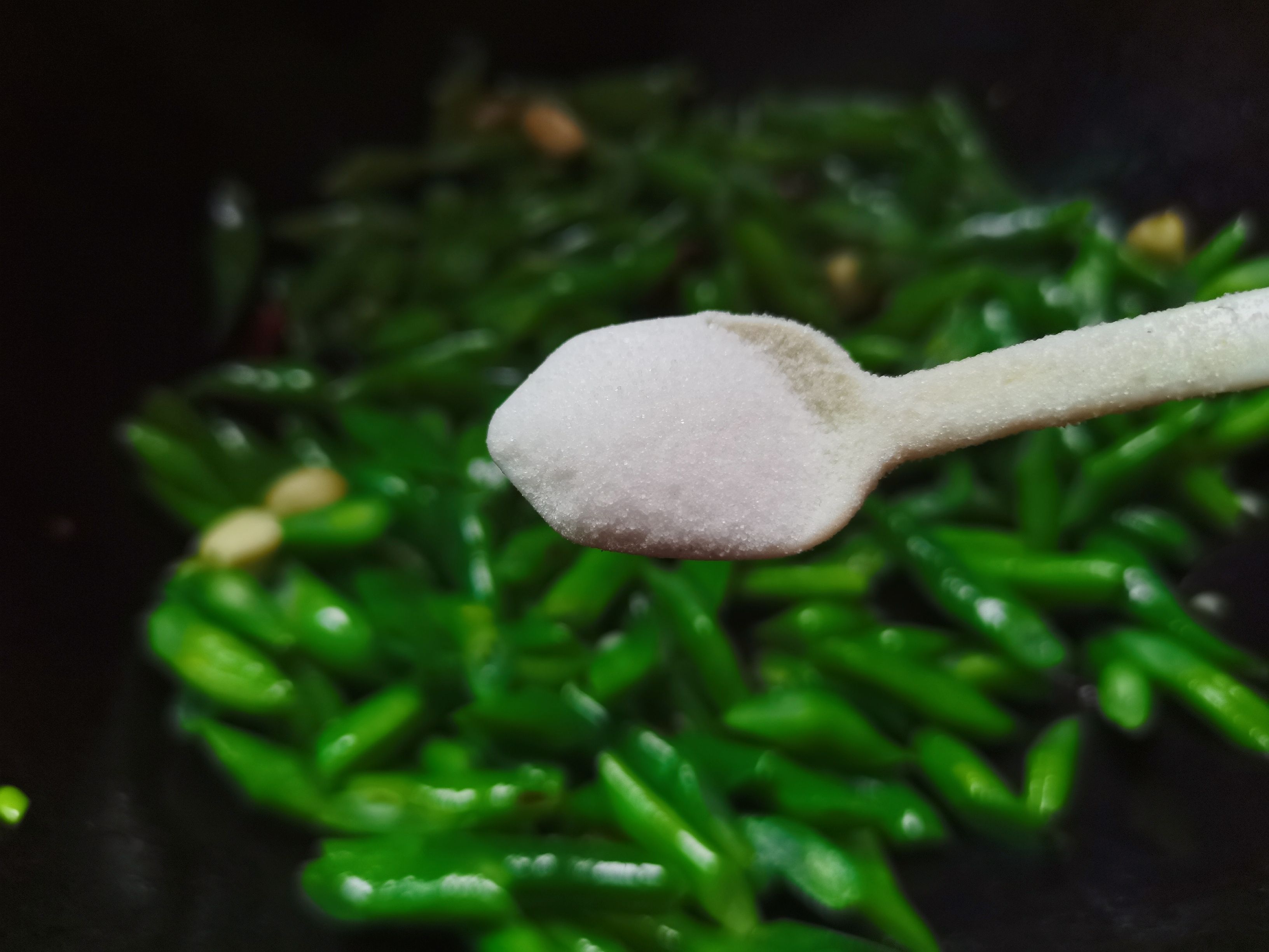 清炒四季豆的做法-家常味炒菜譜