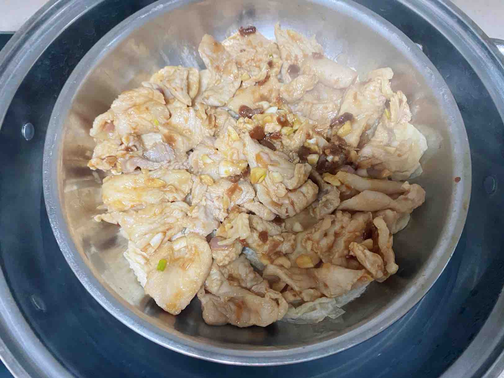 腐皮黃豆醬蒸豬板筋的做法-家常味蒸菜譜-易網健康養生網 腐皮黃豆醬蒸豬板筋的做法-家常味蒸菜譜