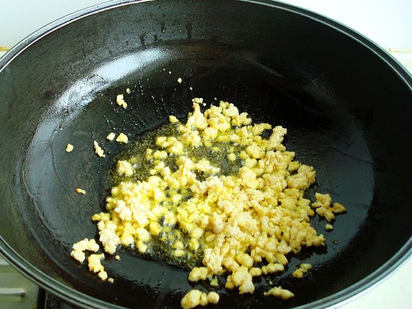 糯米雞肉鍋貼的做法-家常味煎菜譜-易網健康養生網 糯米雞肉鍋貼的做法-家常味煎菜譜