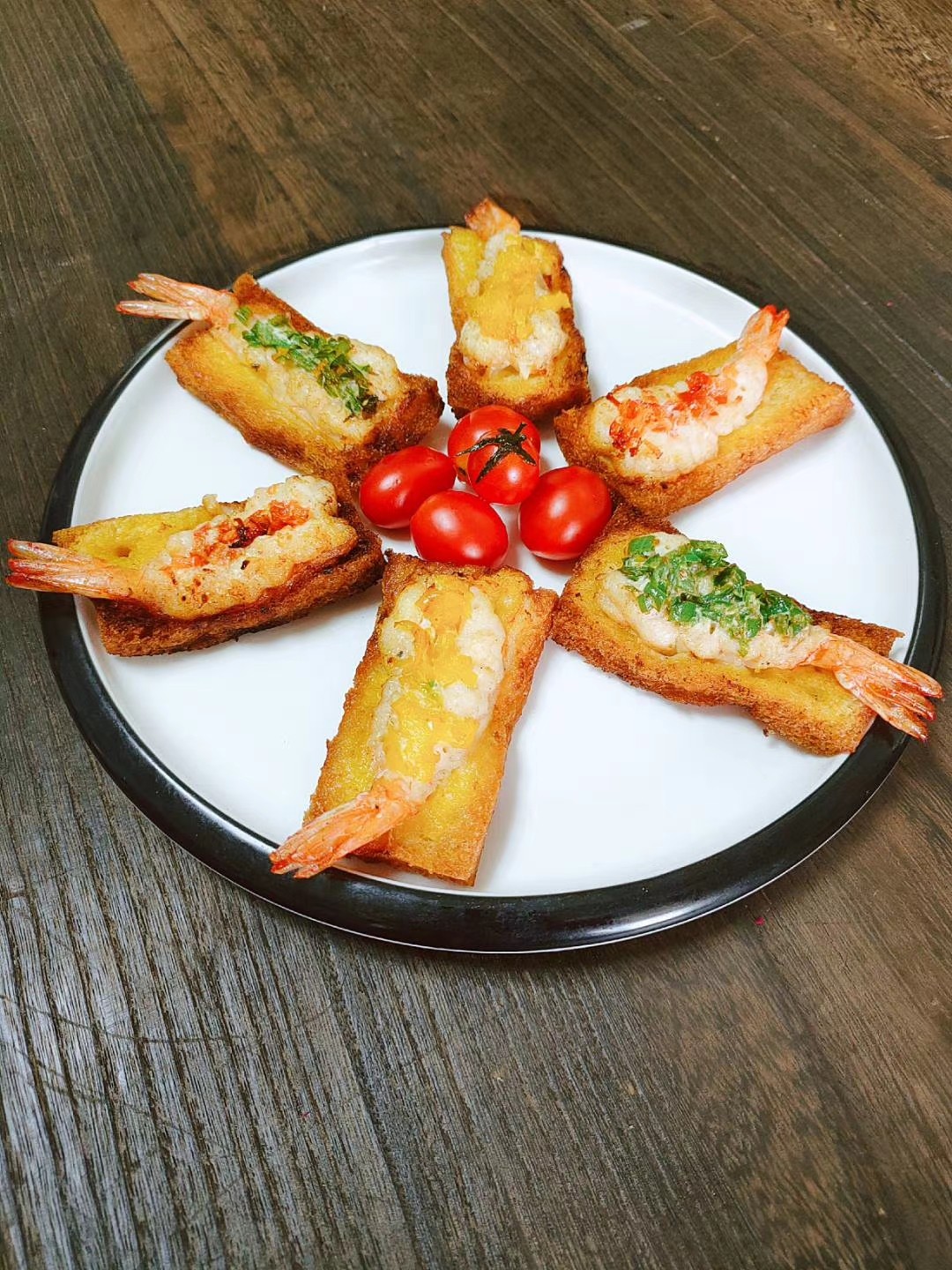 三彩大蝦的做法-家常味炸菜譜