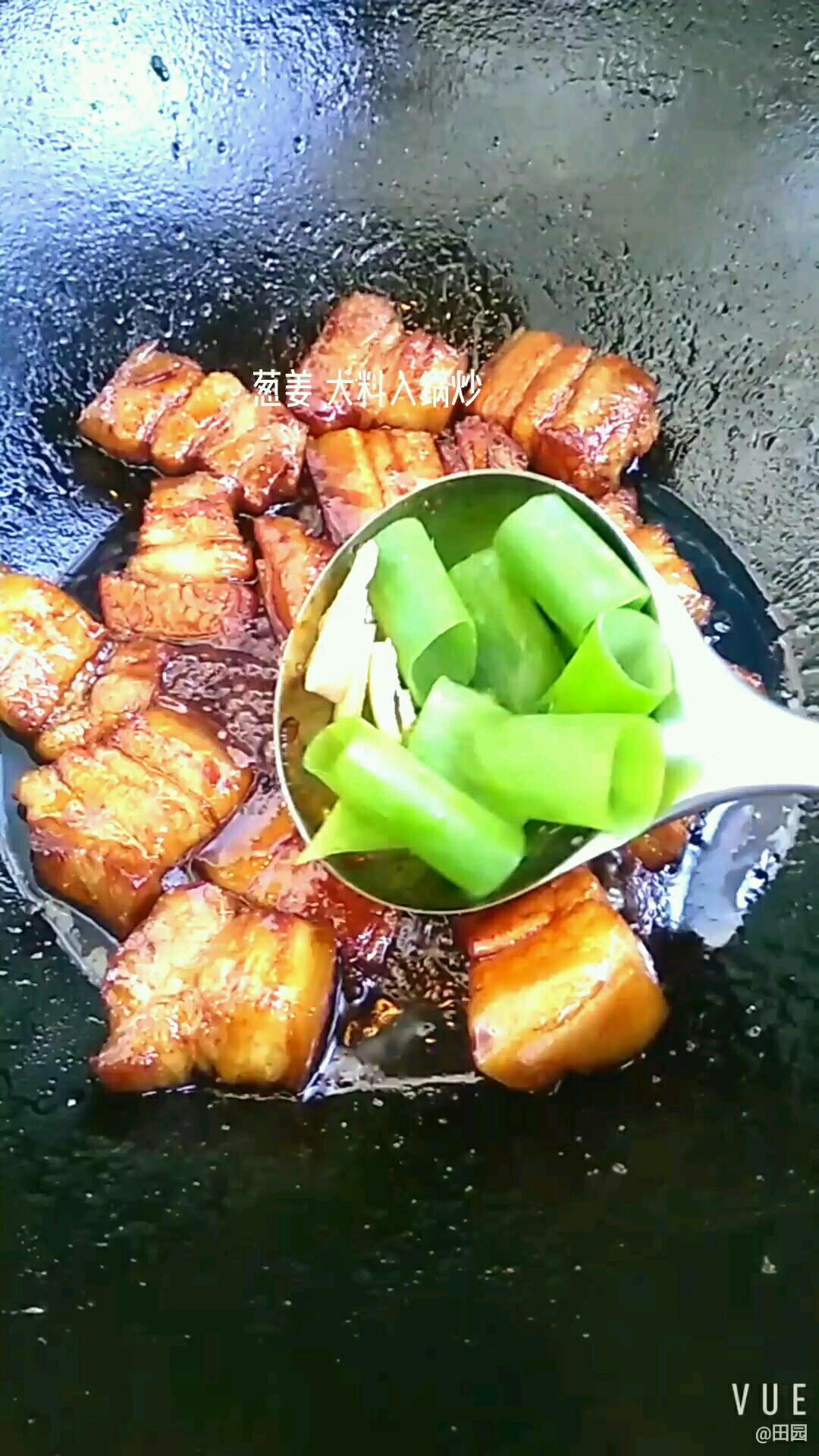 五花肉配海帶 完美的做法-咸鮮味燒菜譜-易網(wǎng)健康養(yǎng)生網(wǎng) 五花肉配海帶 完美的做法-咸鮮味燒菜譜