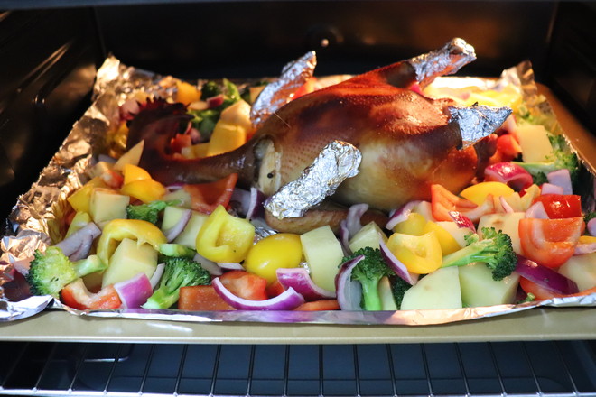 五彩斑斕 脆皮烤雞的做法-其它口味烤菜譜-易網健康養生網 五彩斑斕 脆皮烤雞的做法-其它口味烤菜譜