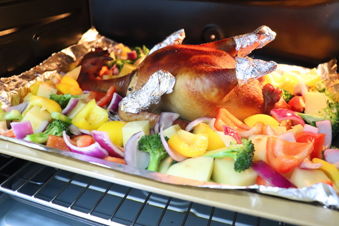 五彩斑斕 脆皮烤雞的做法-其它口味烤菜譜-易網健康養生網 五彩斑斕 脆皮烤雞的做法-其它口味烤菜譜