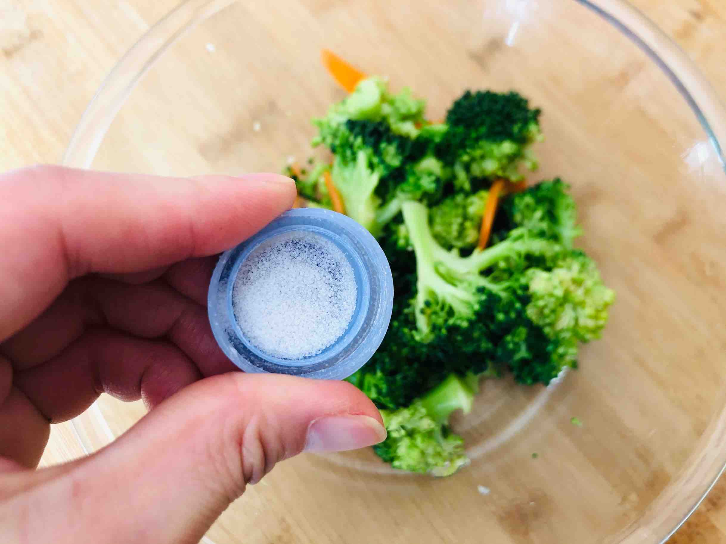 蒜蓉西蘭花的做法-咸鮮味拌菜譜-易網(wǎng)健康養(yǎng)生網(wǎng) 蒜蓉西蘭花的做法-咸鮮味拌菜譜