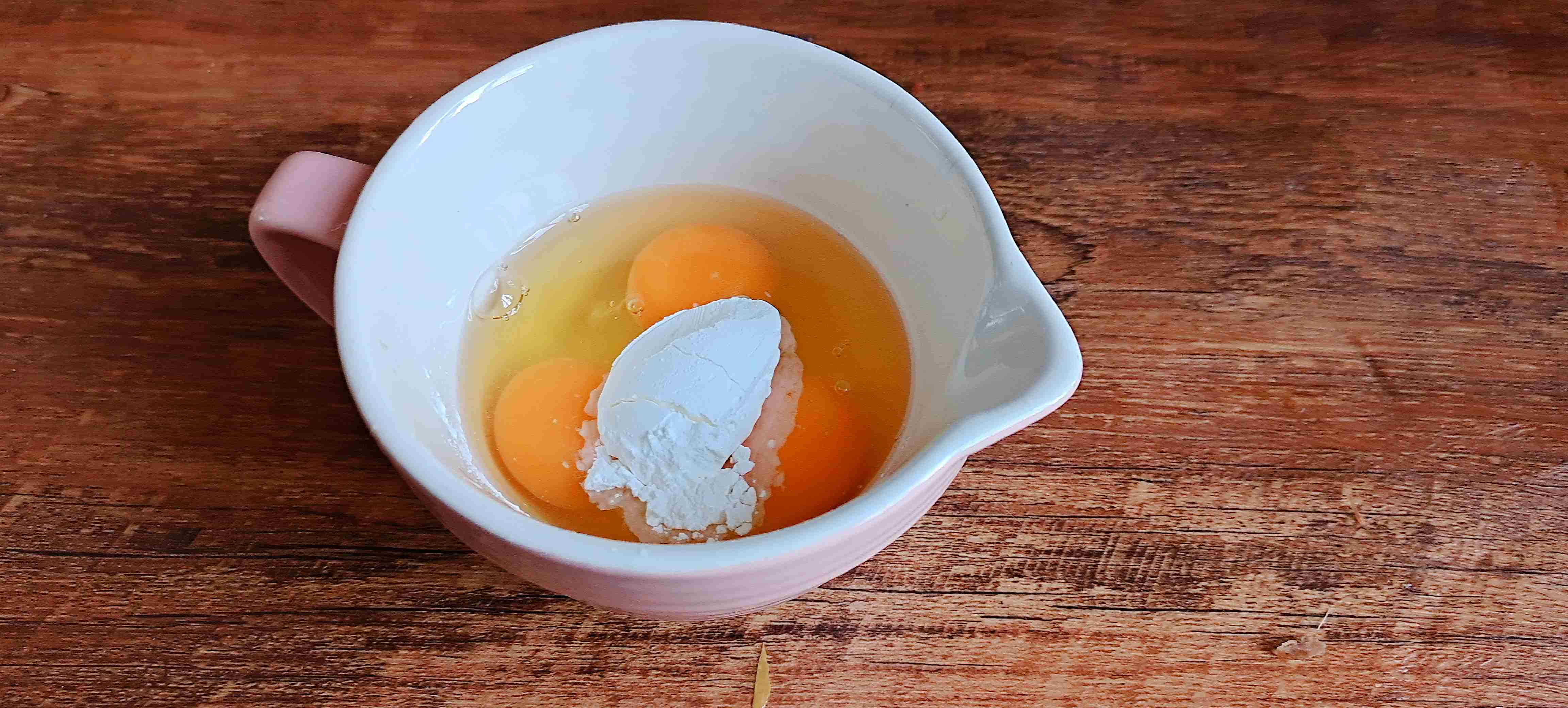 土豆的高大上做法,春節家宴備受歡迎…土豆泥黃金卷的做法-咸鮮味其它工藝菜譜-易網健康養生網 土豆的高大上做法,春節家宴備受歡迎…土豆泥黃金卷的做法-咸鮮味其它工藝菜譜