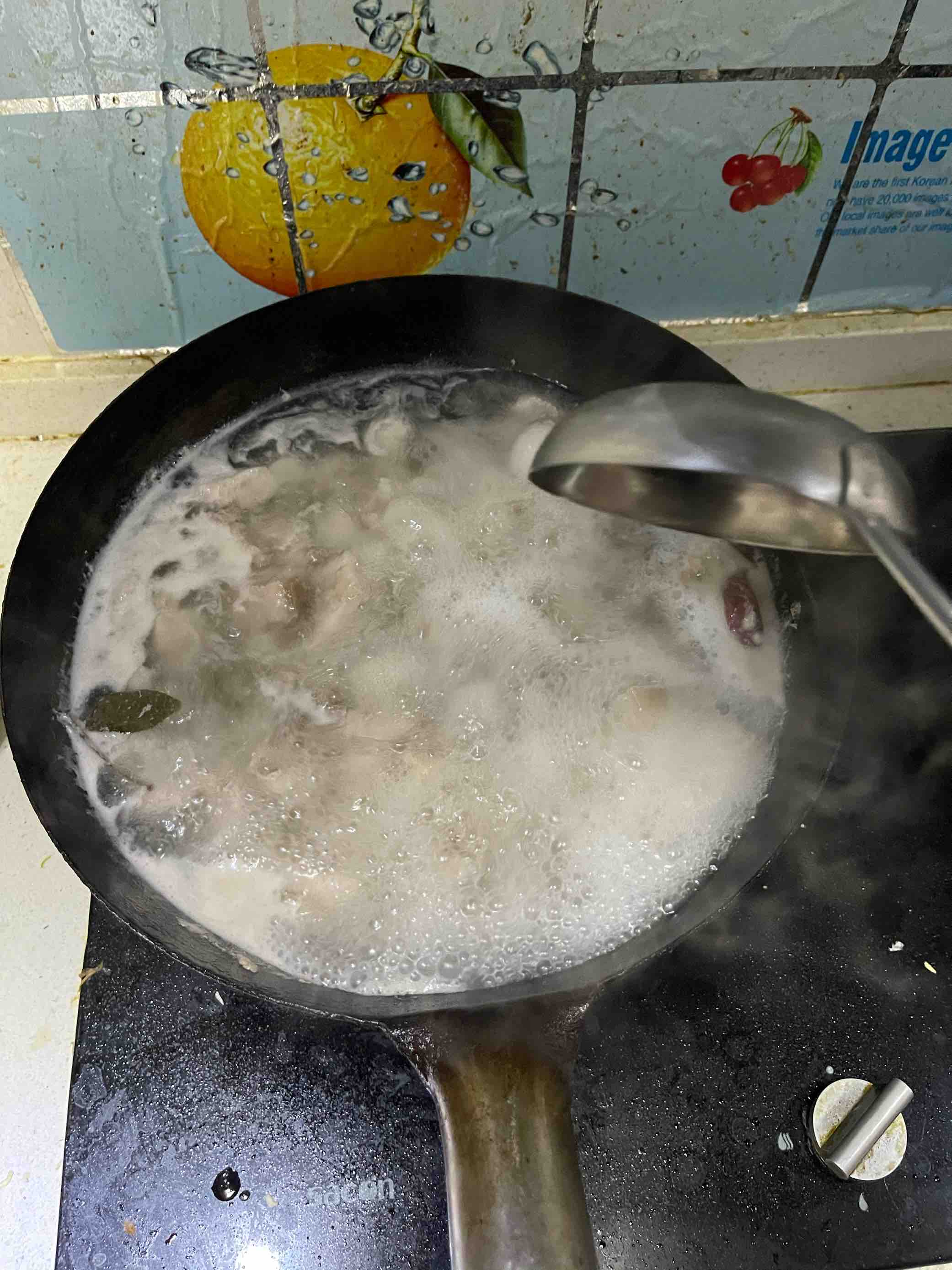 蘇式紅燒肉的做法-家常味砂鍋菜譜-易網健康養生網 蘇式紅燒肉的做法-家常味砂鍋菜譜