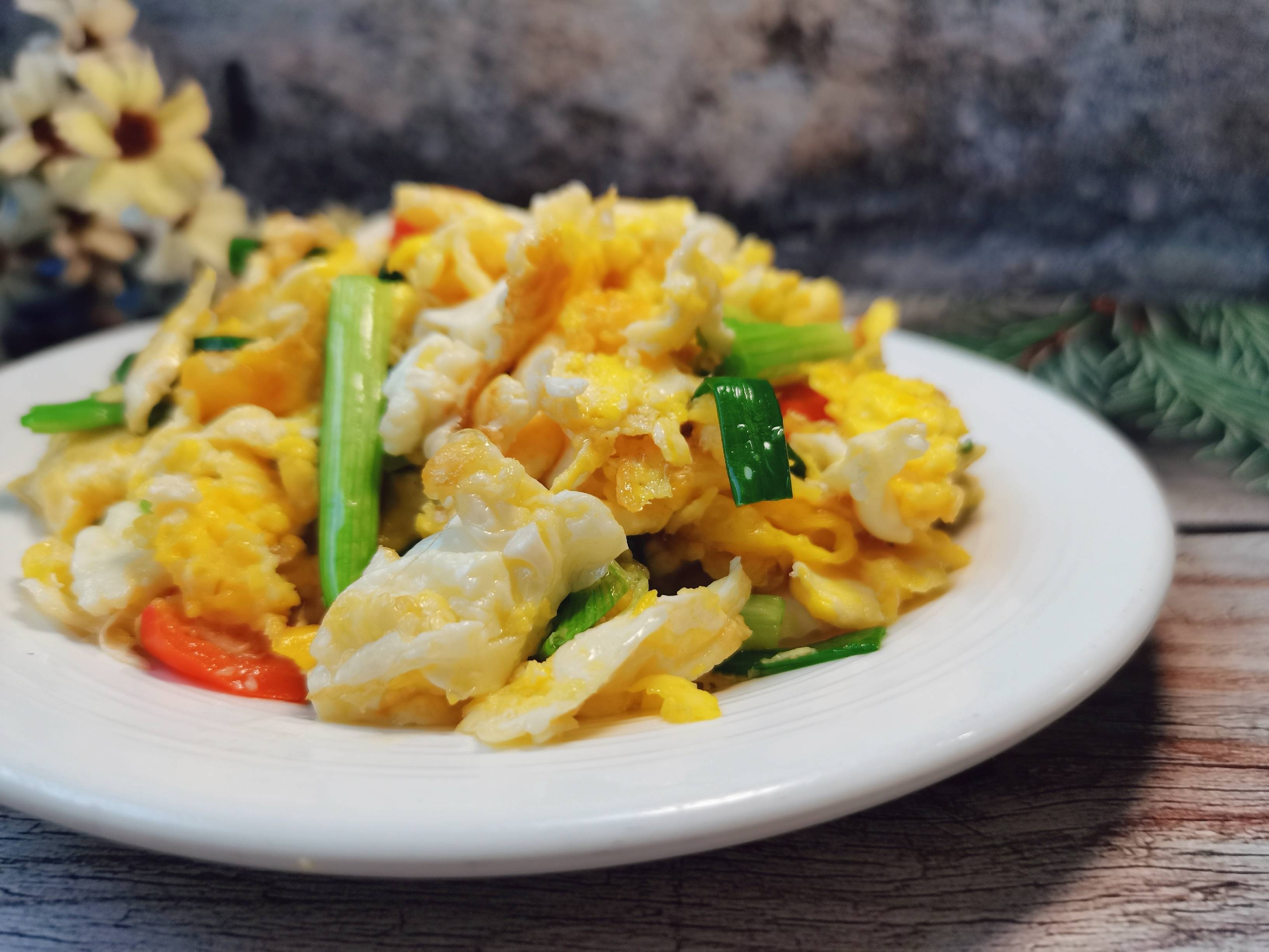 小蔥炒雞蛋，簡單又快手的一道快手菜的做法-家常味炒菜譜