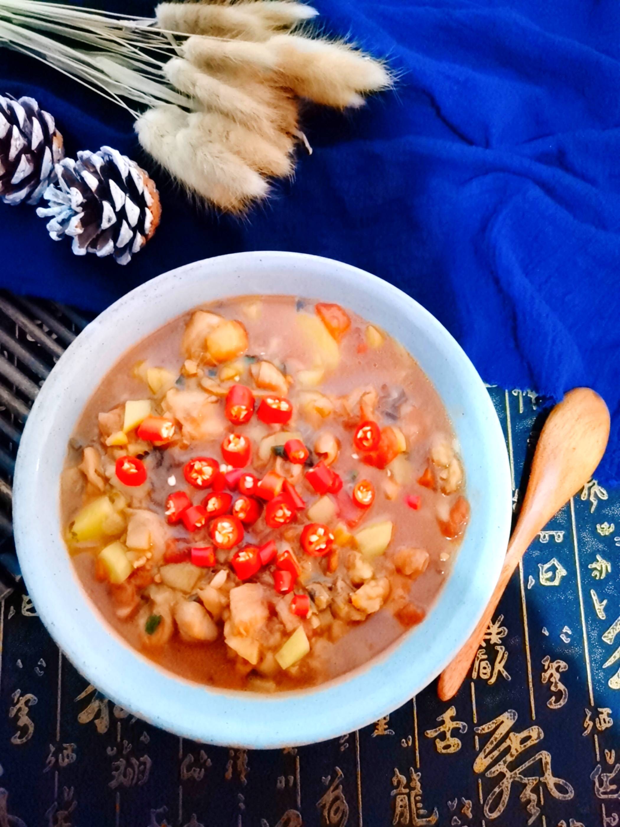 這菜看著平平無奇，吃了就停不下來的做法-咸鮮味燜菜譜