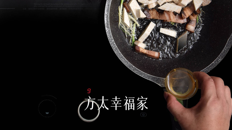 臘肉燜香芋的做法-家常味煮菜譜-易網健康養生網 臘肉燜香芋的做法-家常味煮菜譜